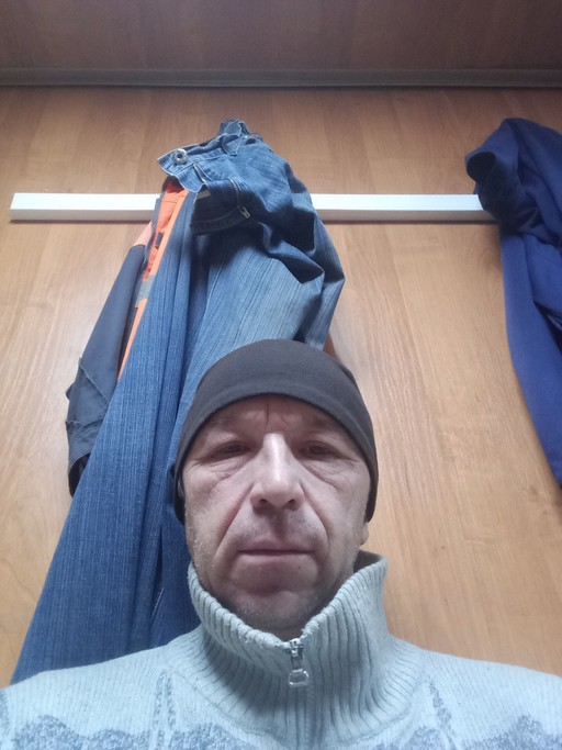 Виктор, 49