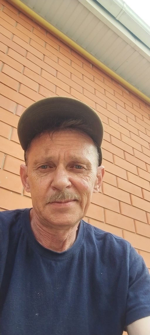 Михаил, 60
