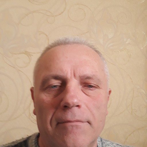 Олег, 58 лет, Луганск