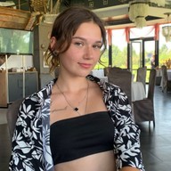 Алина, 24 года, Магадан