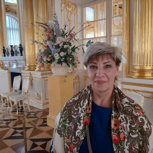 Ирина, 60 лет, Санкт-Петербург