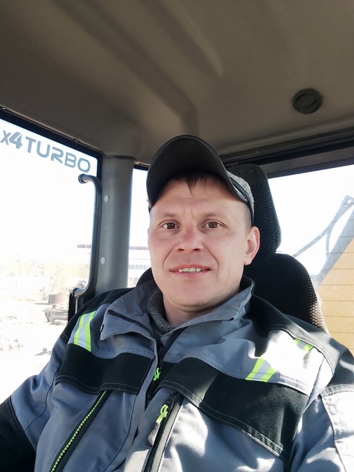 Denis, 40