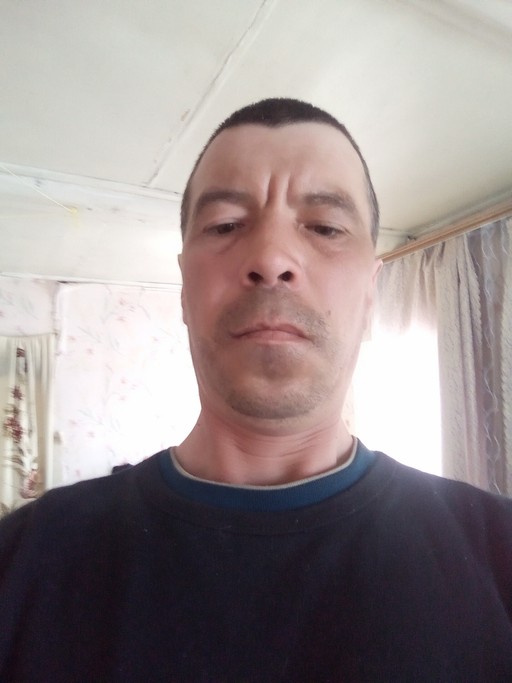 Юрий, 39