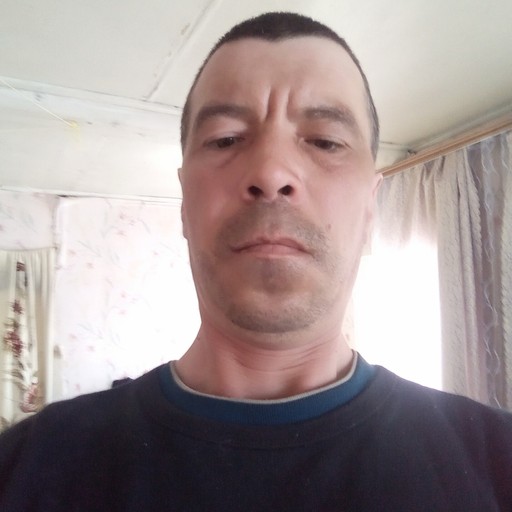Юрий, 39 лет, Шентала