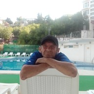 Виктор, 57 лет, Армянск