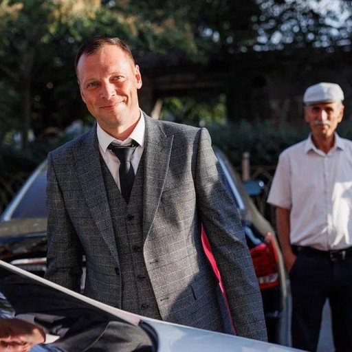 Максим, 44 года