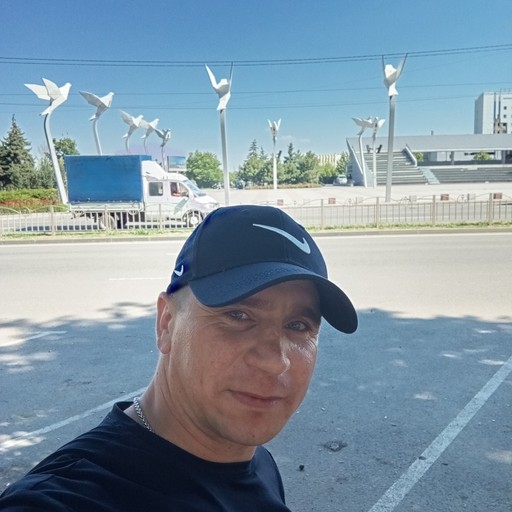Анатолий, 38 лет, Мариуполь