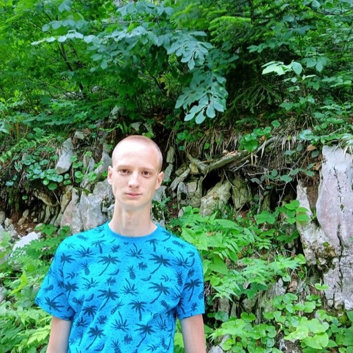 Ильдар, 22 года, Светлый