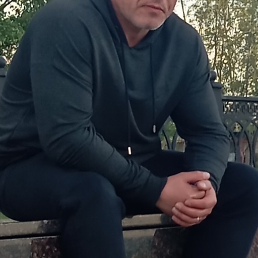 Виталий, 46 лет, Сургут