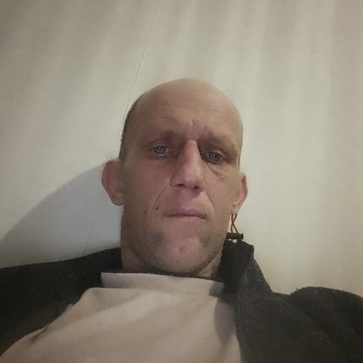 Саня, 43 года, Артём