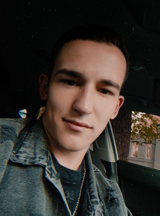 Даниил, 25