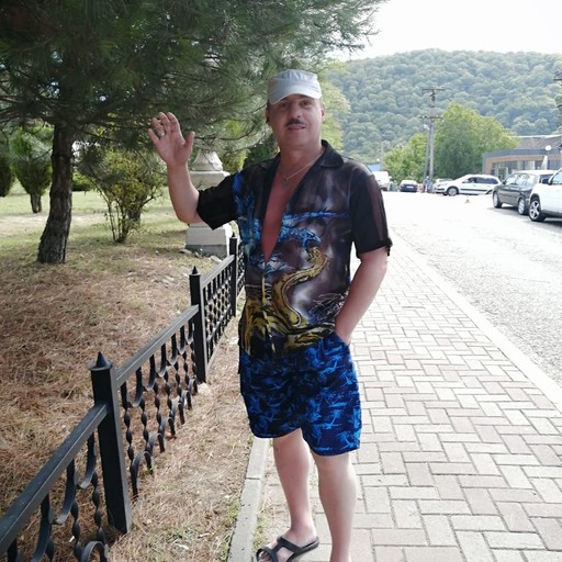 Андрей, 55 лет, Луга