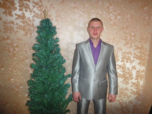 Антон, 41