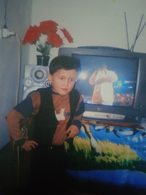 Ilhom, 26