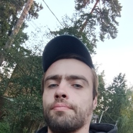 Денис, 32