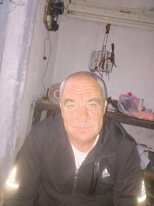 Вася, 43