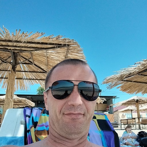 Юрий44, Луганск