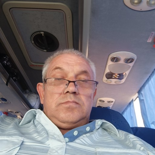 Василий, 53 года, Луганск