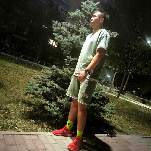 Виктор, 28 лет, Мариуполь