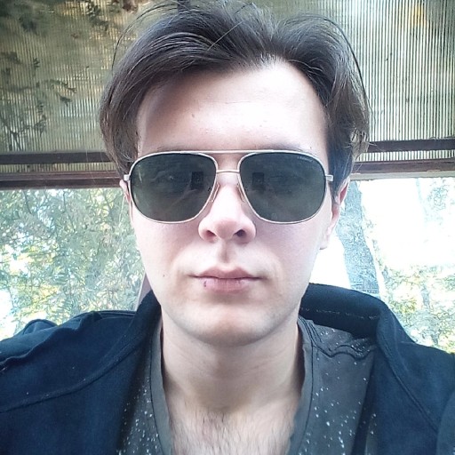 Артём, 22 года