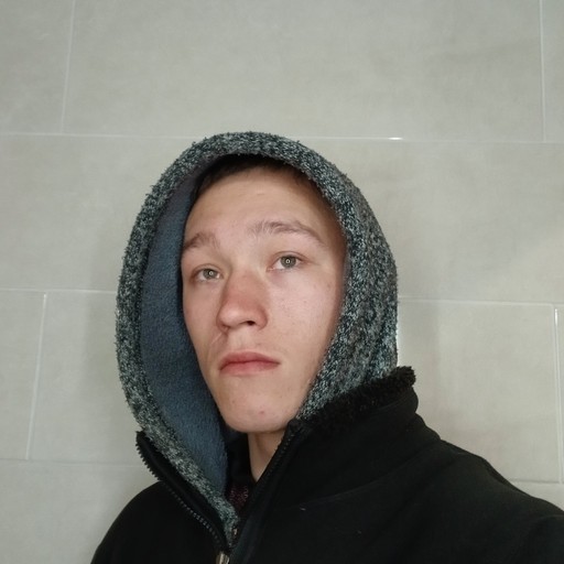 Данил, 20 лет, Циолковский