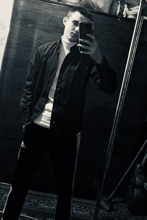 Владислав, 20