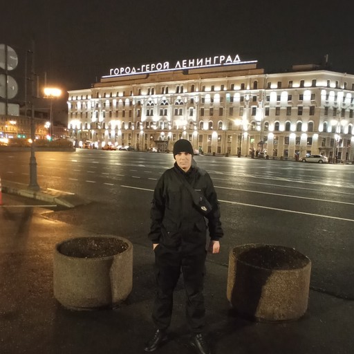 Максим, 38 лет, Санкт-Петербург