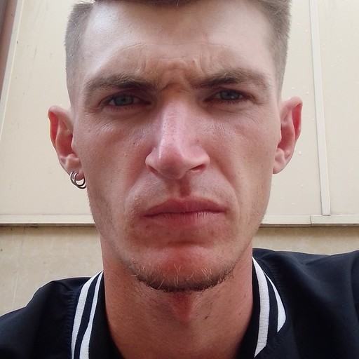 Александр, 24 года, Варениковская