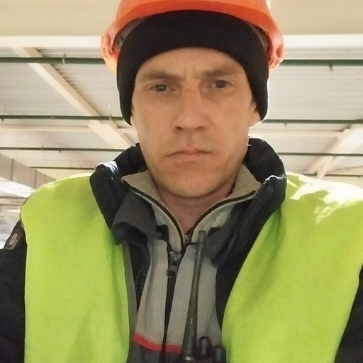 Юрий, 40 лет, Москва