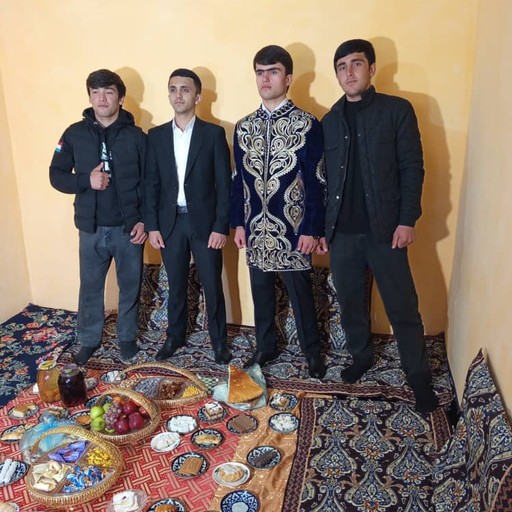 Шах, 20 лет