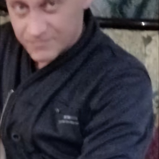 Дмитрий, 37 лет, Луга