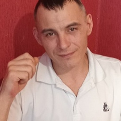 Владимир, 42