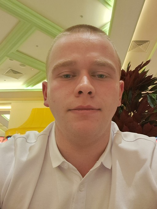 Вадим, 21