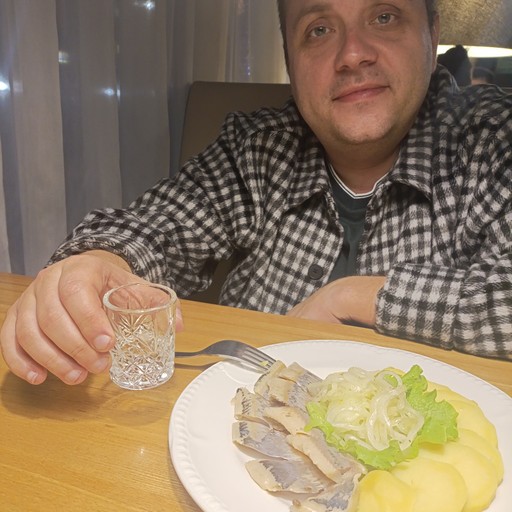 Вячеслав, 40 лет, Пионерский