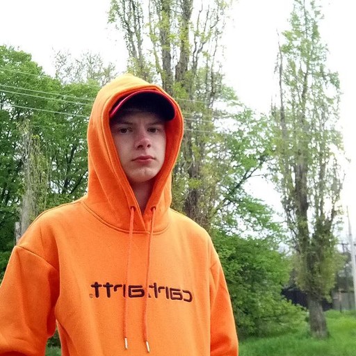 Виктор, 19 лет, Кадиевка (Стаханов)