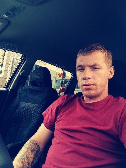 Вадим, 19