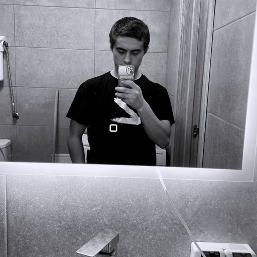 Денис,22, Пионерский
