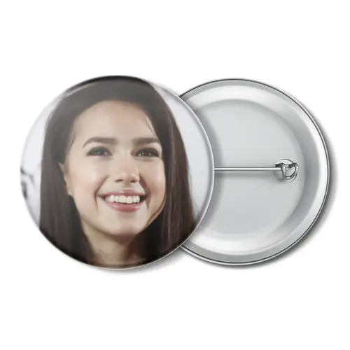 Заказать значки в Москве. Значок Алина Загитова Smile от alinazagitovastore@yandex.ru - готовые дизайны и нанесение принтов.