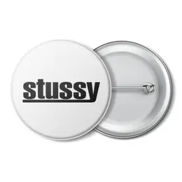 Заказать значки в Москве. Значок Stussy от DESIGNER   - готовые дизайны и нанесение принтов.