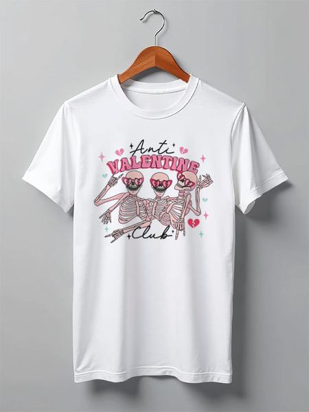 Заказать мужскую футболку в Москве. Футболка классическая Anti Valentine Club от Александр Серебренников - готовые дизайны и нанесение принтов.