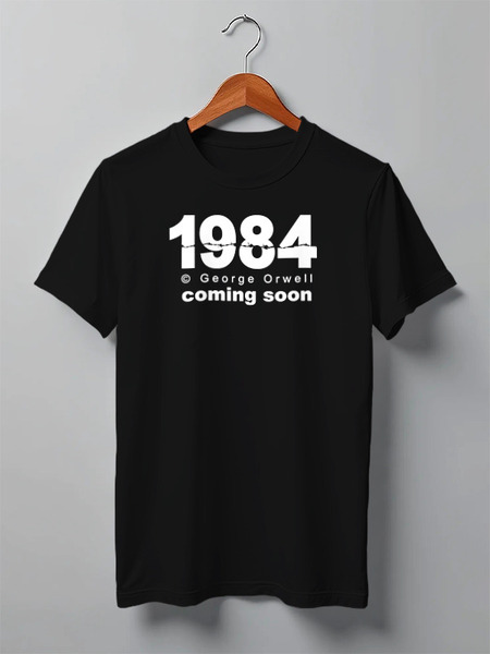 Заказать мужскую футболку в Москве. Футболка классическая 1984. Coming soon от Станислав Яценко - готовые дизайны и нанесение принтов.