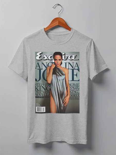 Заказать мужскую футболку в Москве. Футболка классическая Esquire / Angelina Jolie от KinoArt - готовые дизайны и нанесение принтов.