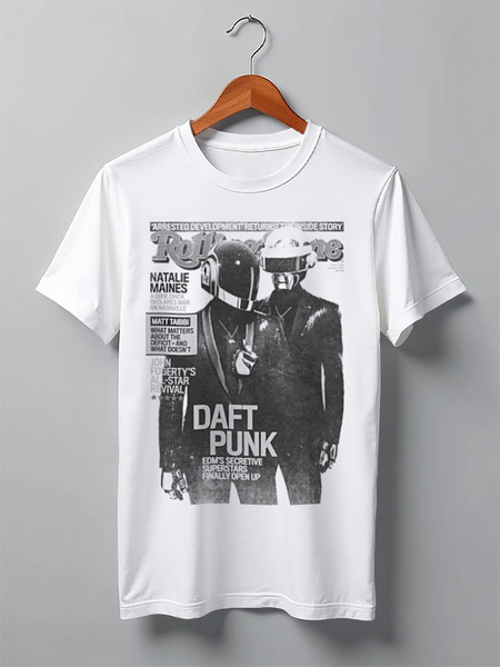 Заказать мужскую футболку в Москве. Футболка классическая Daft Punk от geekbox - готовые дизайны и нанесение принтов.