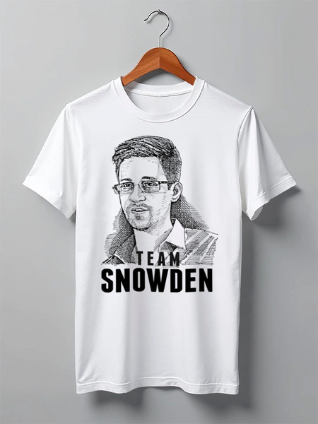 Заказать мужскую футболку в Москве. Футболка классическая Edward Snowden от Leichenwagen - готовые дизайны и нанесение принтов.