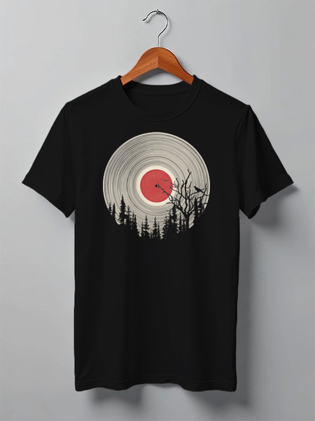 Заказать мужскую футболку в Москве. Футболка классическая Forest Vinyl от oneredfoxstore@gmail.com - готовые дизайны и нанесение принтов.