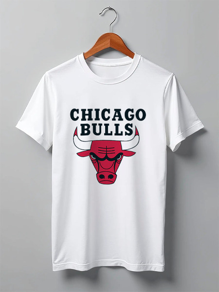 Заказать мужскую футболку в Москве. Футболка классическая Chicago Bulls от Виктор Гришин - готовые дизайны и нанесение принтов.