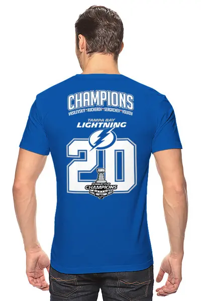 Заказать мужскую футболку в Москве. Футболка классическая Tampa Bay Lightning Stanley Cup Champions 2020 от KutvinoV.com  - готовые дизайны и нанесение принтов.