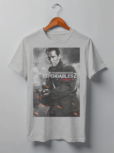 Заказать мужскую футболку в Москве. Футболка классическая Expendables II Shwarzenegger от KinoArt - готовые дизайны и нанесение принтов.