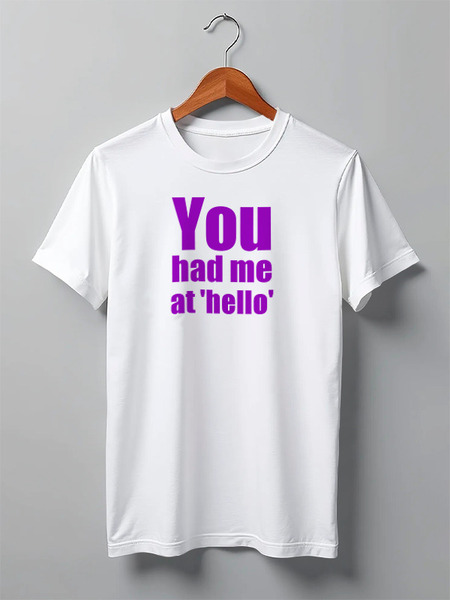 Заказать мужскую футболку в Москве. Футболка классическая You had me at 'hello' от KinoArt - готовые дизайны и нанесение принтов.