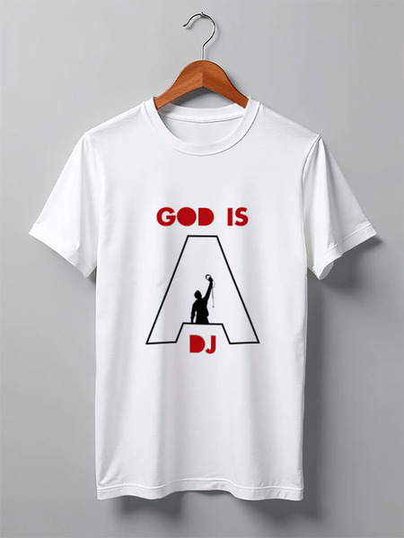 Заказать мужскую футболку в Москве. Футболка классическая God is a DJ от ganzgunner@mail.ru - готовые дизайны и нанесение принтов.
